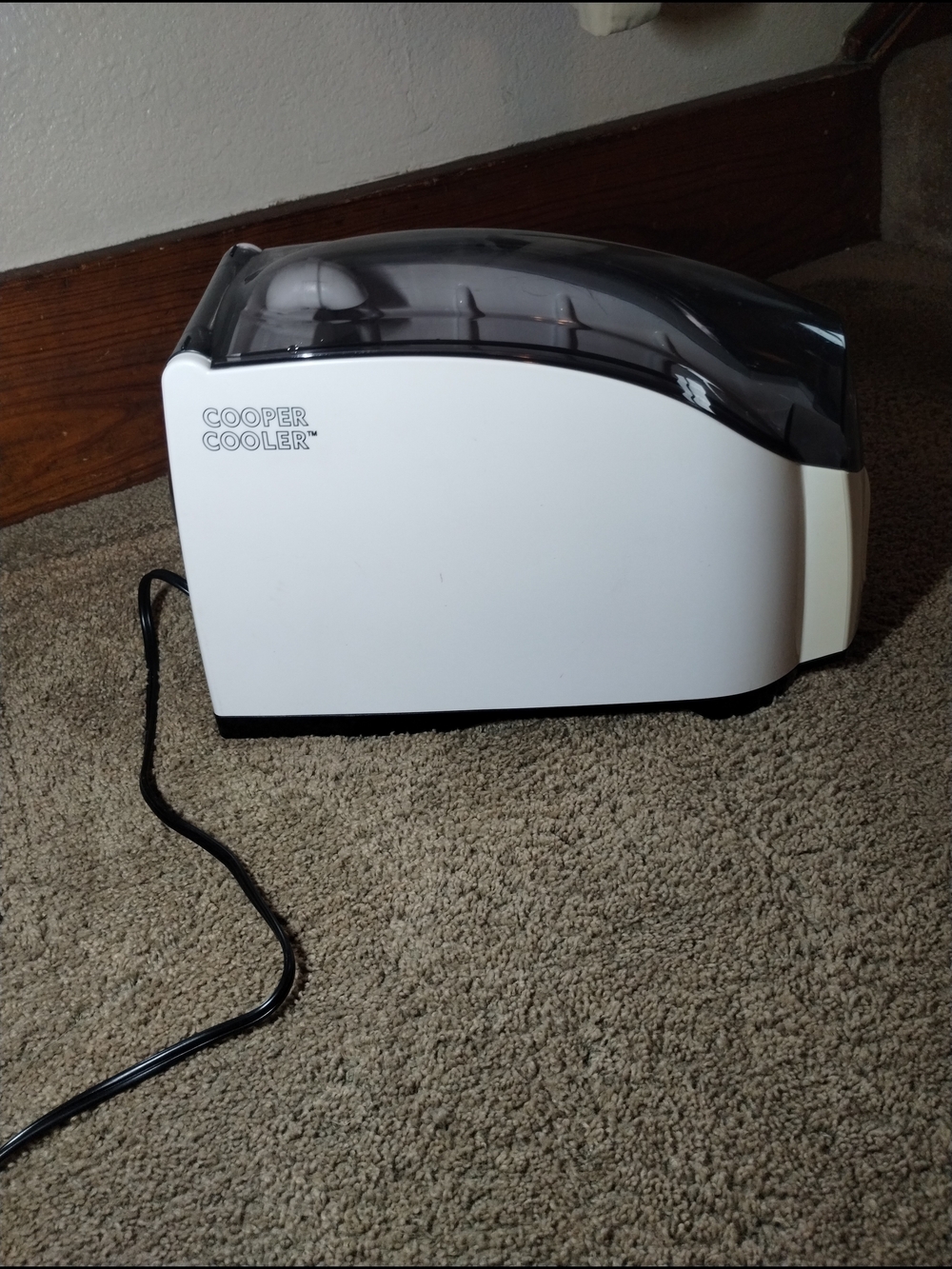 Cooper Cooler Bottle Or Can Chiller in White with Smoke Lid